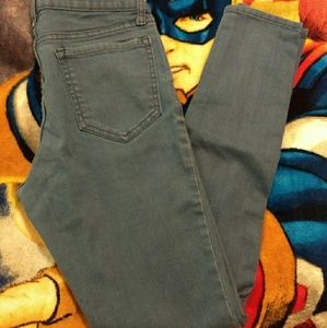 Old Navy Size 6 & Faded Glory size 6P